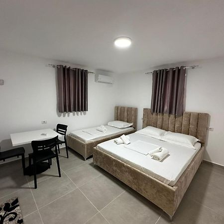 Vila Sidi Ksamil Exteriör bild