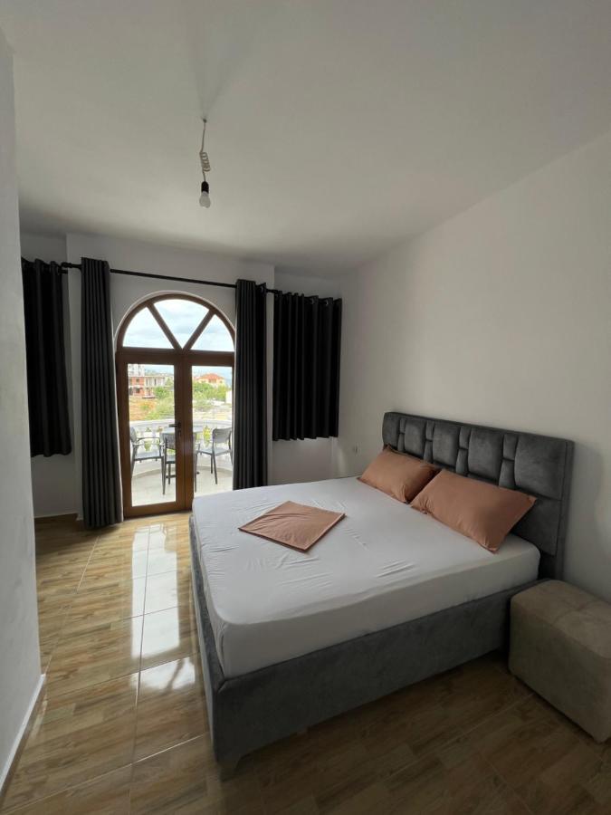 Vila Sidi Ksamil Exteriör bild