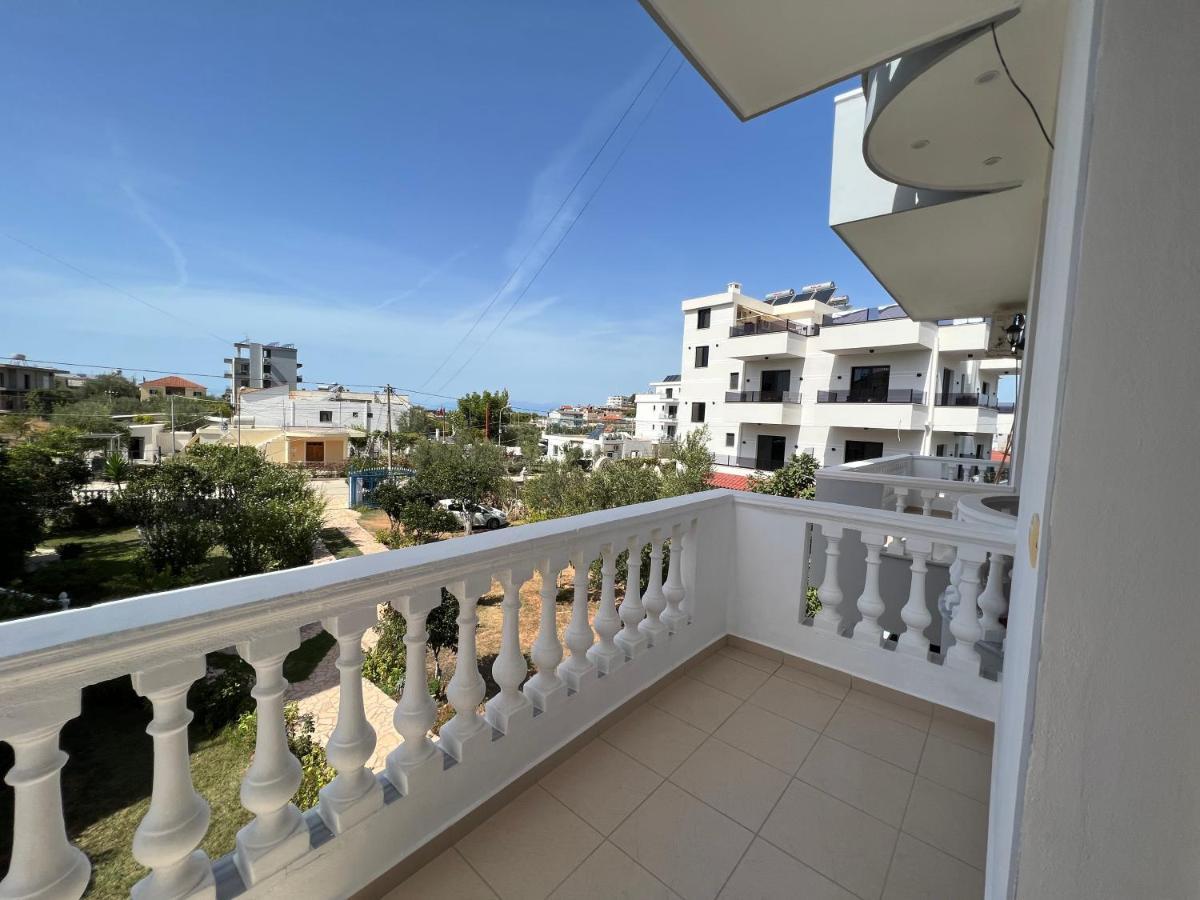 Vila Sidi Ksamil Exteriör bild